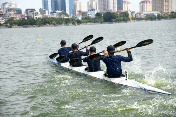 Điều kiện về đường đua thuyền Rowing, Canoe và Thuyền truyền thống 